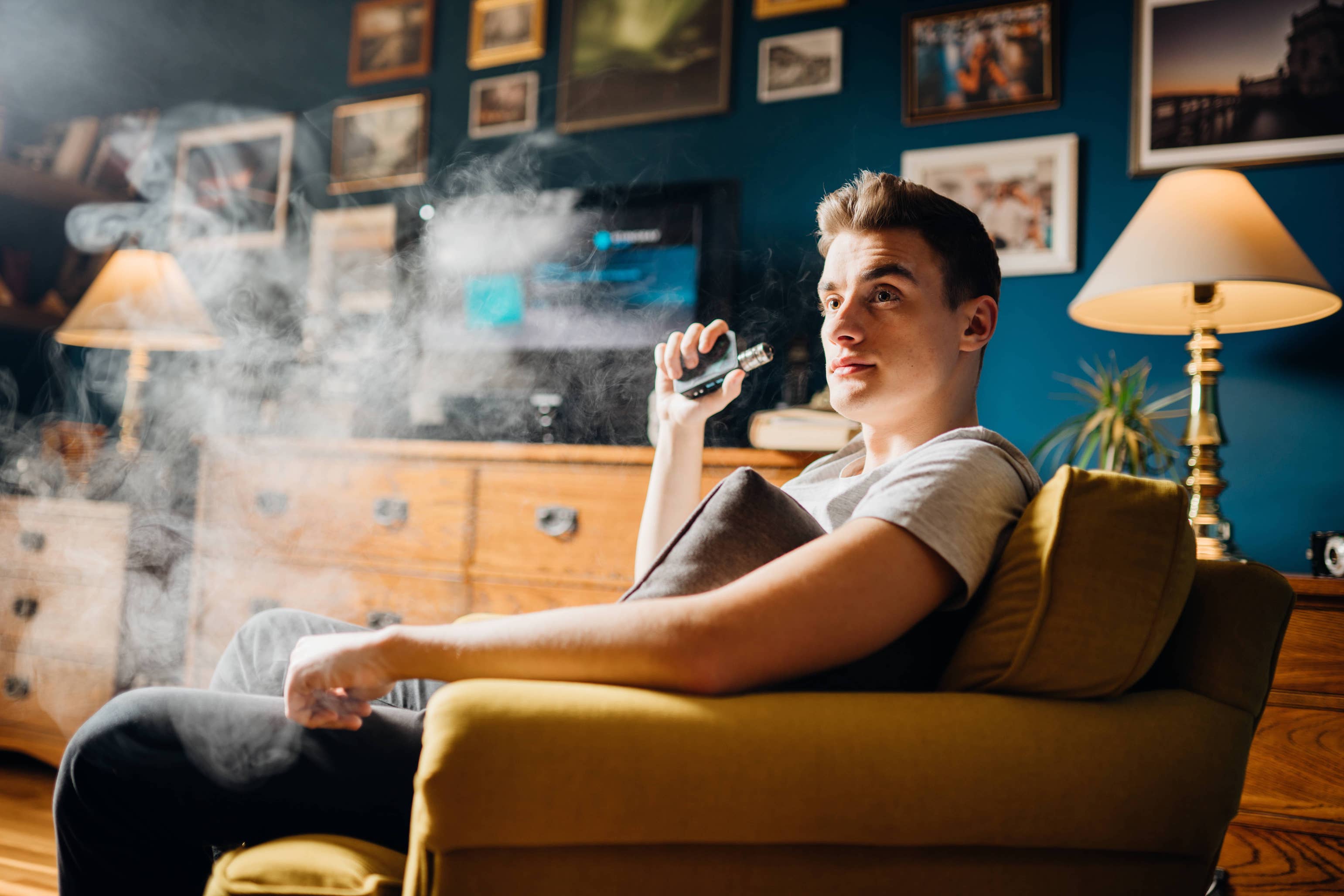Why Teens Vape and How to Help Them Break the Addiction